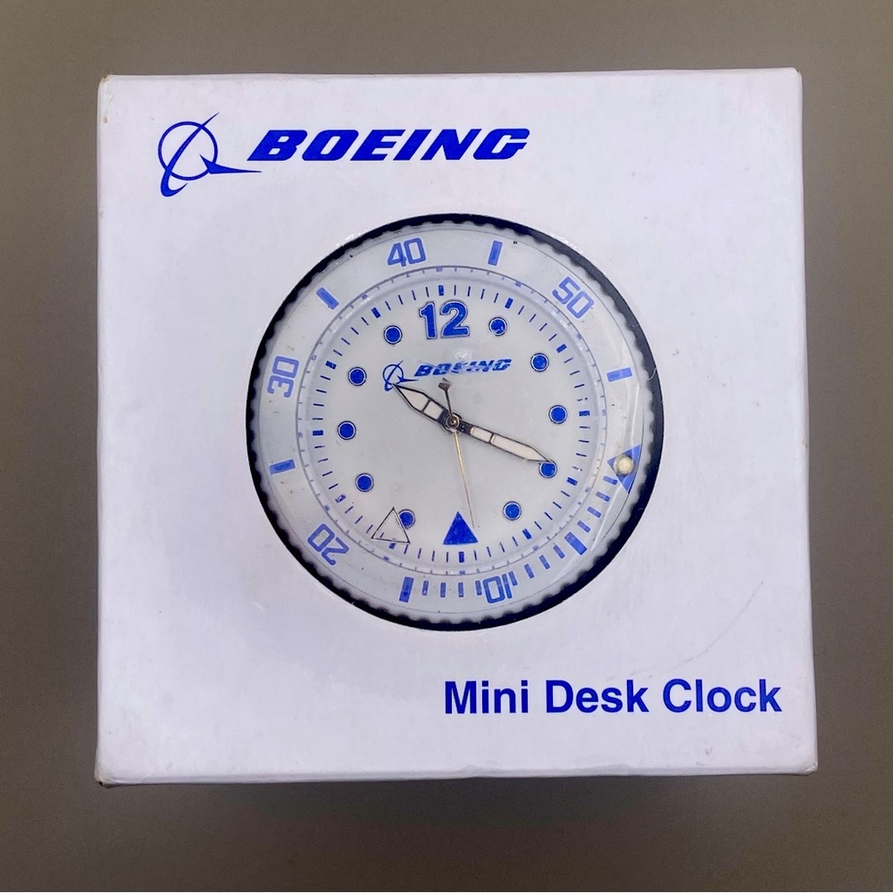 Boeing Mini Desk Clock